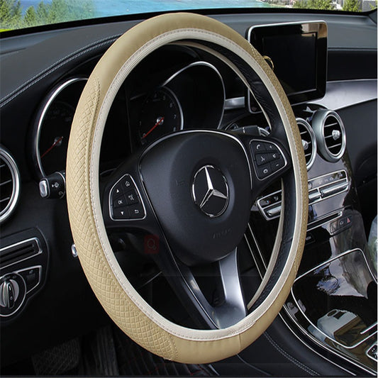 Two-tone fibre leather steering wheel cover – beige cover fitted on a Mercedes steering wheel