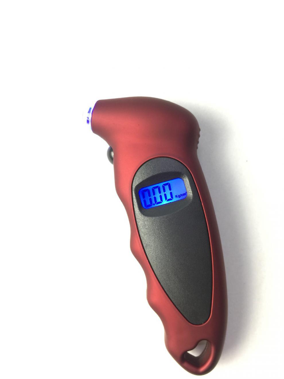 Digital Tyre Pressure Gauge with Backlight, part of the First car kit