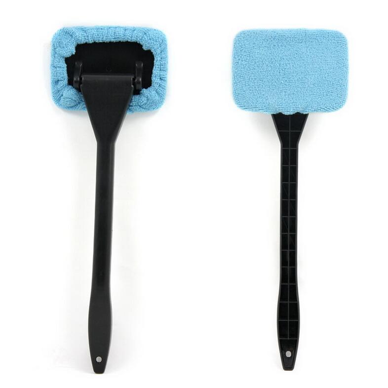 Windscreen cleaner with long handle