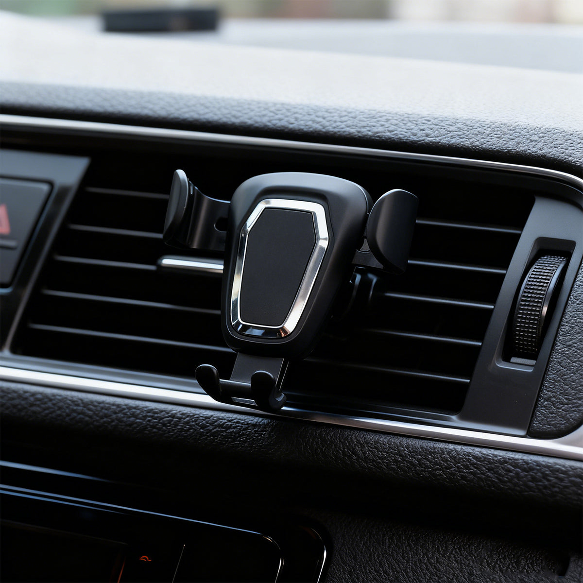 Car Phone Holder - image 2