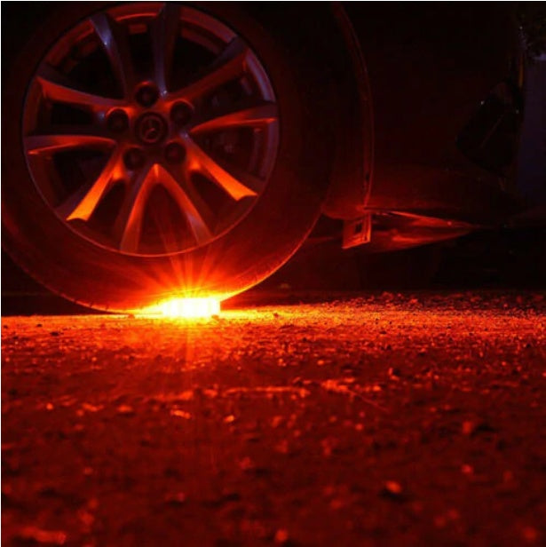 LED Flashing Triangle Road Warning Light - image 3