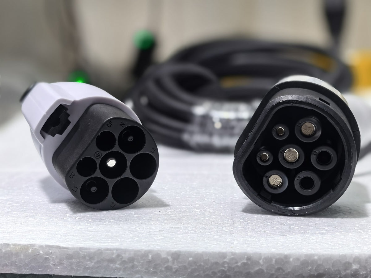 32A Type 2 to Type 2 EV charging cable, 5m – close-up comparison of male and female connector pins