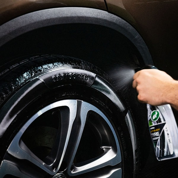 Turtle Wax Wet N Black Tyre Dressing 500ml - image 4
